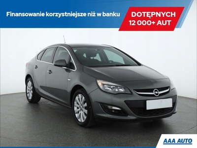 Opel Astra J Sedan 1.4 Turbo ECOTEC 140KM 2019