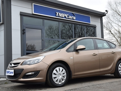 Opel Astra J Sedan 1.4 Twinport ECOTEC 100KM 2013