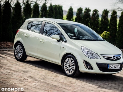 Opel Corsa 1.2 16V Color Edition