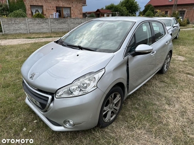 Peugeot 208 1.6 e-HDi Allure STT