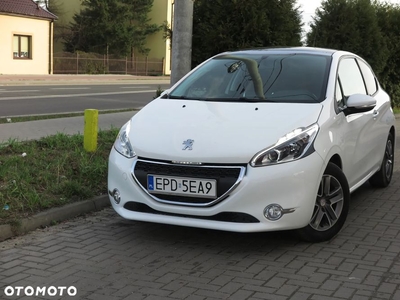 Peugeot 208 82 PureTech Style