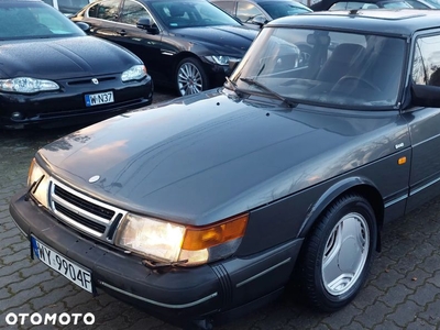 Saab 900