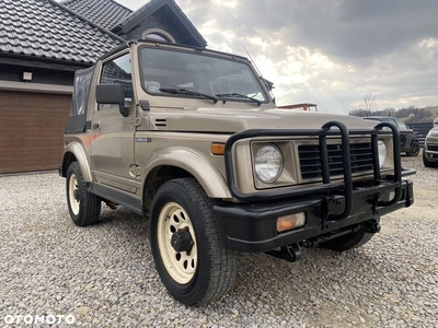 Suzuki Samurai