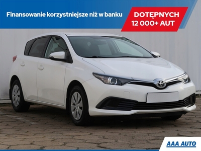 Toyota Auris II Hatchback 5d Facelifting 1.6 Valvematic 132KM 2017