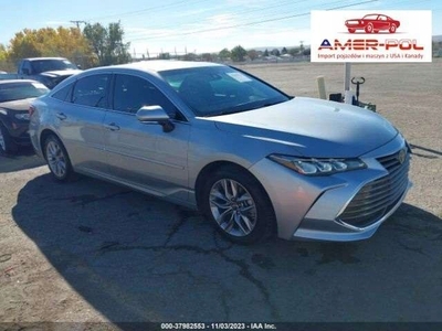 Toyota Avalon III 2019