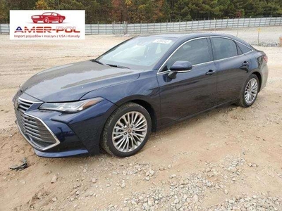 Toyota Avalon III 2022