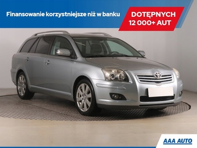 Toyota Avensis II Kombi 2.0 D-4D 126KM 2008