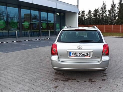 Toyota Avensis T25 d4d 2.0 126km prywatnie