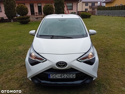 Toyota Aygo x-play club