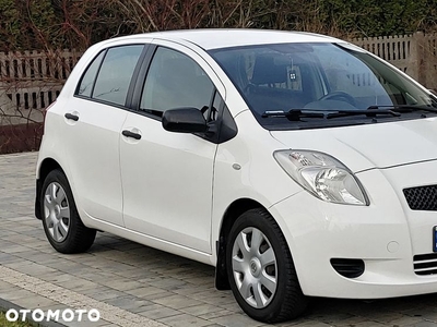 Toyota Yaris 1.3 Terra Premium