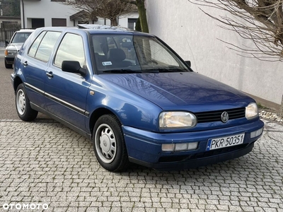 Volkswagen Golf 1.6