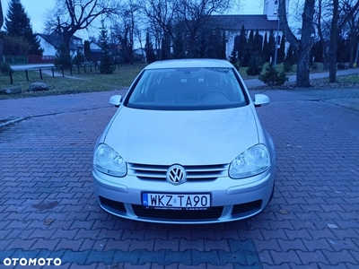 Volkswagen Golf V 1.4 FSI Trendline