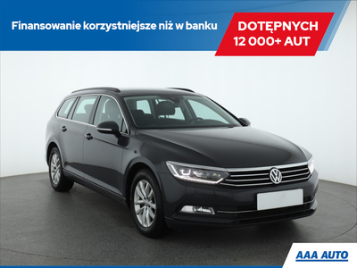 Volkswagen Passat B8 Variant 2.0 TDI BlueMotion SCR 150KM 2016