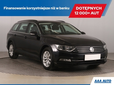 Volkswagen Passat B8 Variant 2.0 TDI BlueMotion SCR 150KM 2017