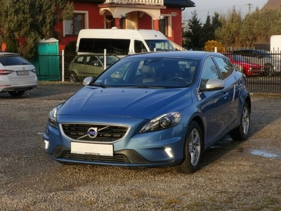 Volvo V40 R-Desing Alu Navi Hak