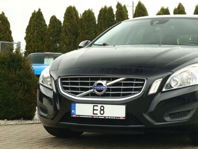 Volvo V60 I Kombi 1.6 T3 150KM 2011