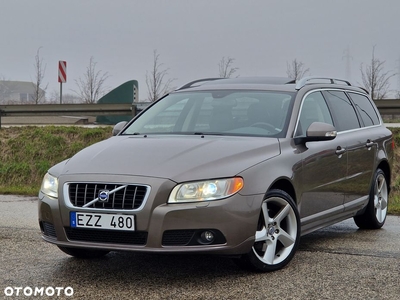 Volvo V70 2.4D Summum