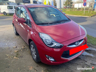 hyundai ix20- 2014- 1.4benzyna- 90km- 83000km- lekko uszkodzony