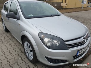 OPEL ASTRA 1.7 CDTI, 2011, 178 tys. W oryginale