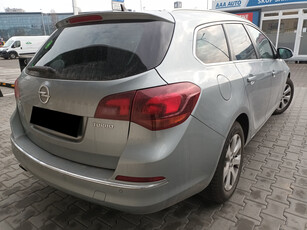 Opel Astra 2015 1.4 T 133464km Kombi