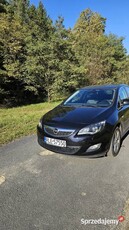 Opel astra j