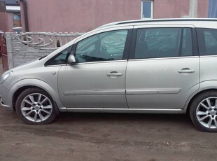 Opel zafira b anglik