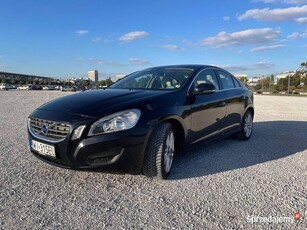 Volvo S60 D2 Powershift, Jeden właściciel od 2016r, prawdziwy przebieg