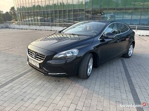 Volvo V40 D4 .2014 rok