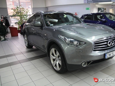 Infiniti QX70