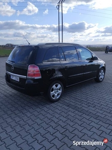 Opel Zafira B 2005 r. 1.8 + GAZ 7 osób