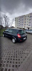 Renault Grand Scenic II 1,6 bezn 113 km 7 osobowy 2 komplety kół