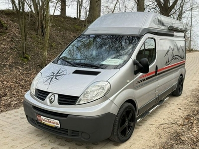 Renault Trafic long Kamper 2.0dci łóżko lodówka kuchenka ,tv 2x markiza zamiana gwa