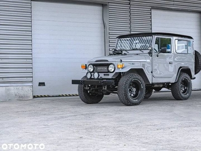 Toyota Land Cruiser FJ40 /benzyna PO RENOWACJI STAN IDEALNY