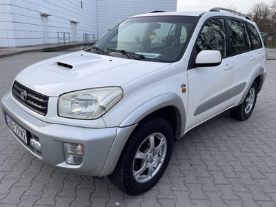 Toyota rav4 4x4 , bez rdzy , bezwypadek