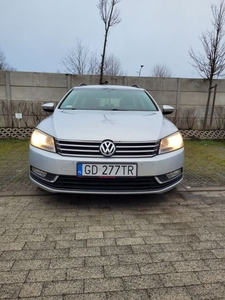 VW Passat polski salon