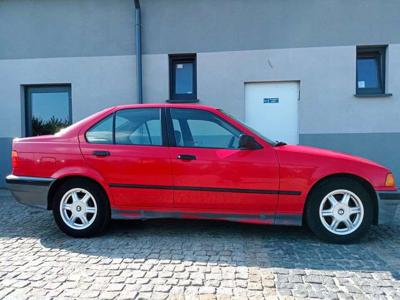 BMW Seria 3 E36 Sedan 316 i 100KM 1992