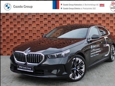 BMW Seria 5 G60-61 Sedan Plug-In 2.0 30e 299KM 2023