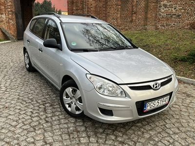 Hyundai i30 I CW 1.6 DOHC CVVT 126KM 2009