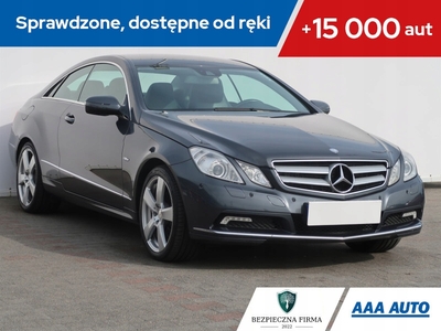 Mercedes Klasa E W212 Coupe 350 CDI BlueEFFICIENCY 231KM 2010