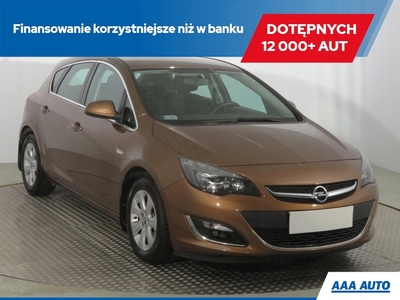 Opel Astra J Hatchback 5d Facelifting 1.6 Twinport ECOTEC 115KM 2015