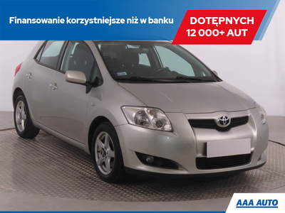 Toyota Auris I Hatchback 2.0 D-4D 125KM 2007