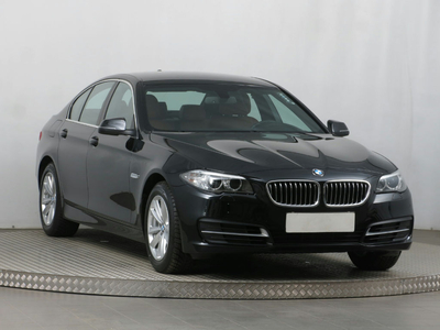 BMW 5 2015 518d 197148km Sedan