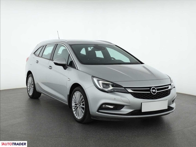 Opel Astra 1.6 108 KM 2016r. (Piaseczno)