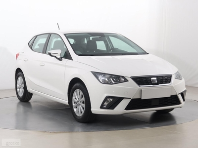 SEAT Ibiza V , Salon Polska, Klima, Parktronic