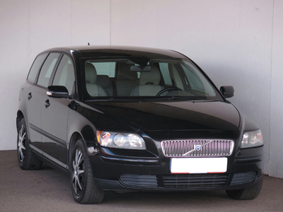 Volvo V50 2004 2.0 D 250223km Kombi