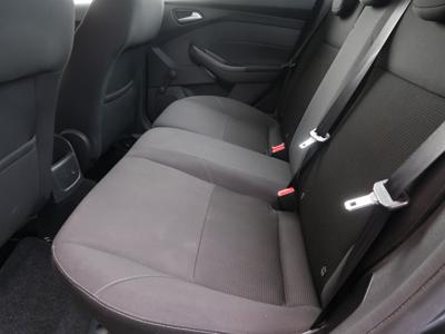 Ford Focus 2018 1.6 i 139255km ABS klimatyzacja manualna