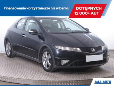 Honda Civic VIII Hatchback 3d 1.8 i-VTEC 140KM 2008