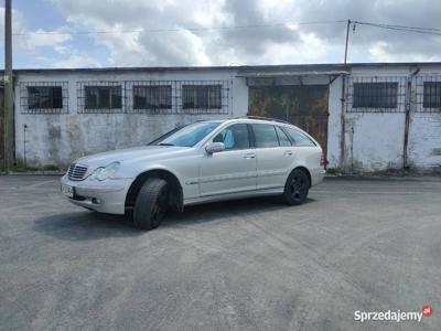 Mercedes Benz klasa c w 203 z 2007 roku