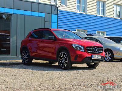 Mercedes GLA I Off-roader 1.6 200 156KM 2017