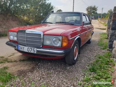 Mercedes w123 1979r 2.3 benzyna